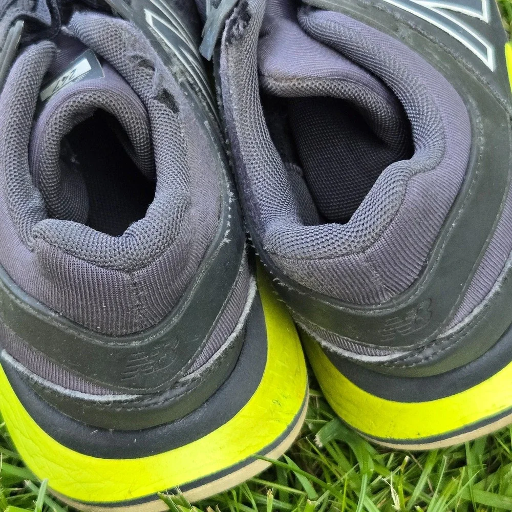 New balance 247 Big Kids size 3 shoes gray athletic running sneakers‎